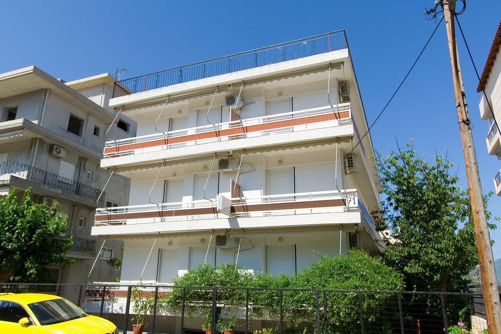 Valkaniotis Apartments Loutra Aidhipsou Exteriör bild