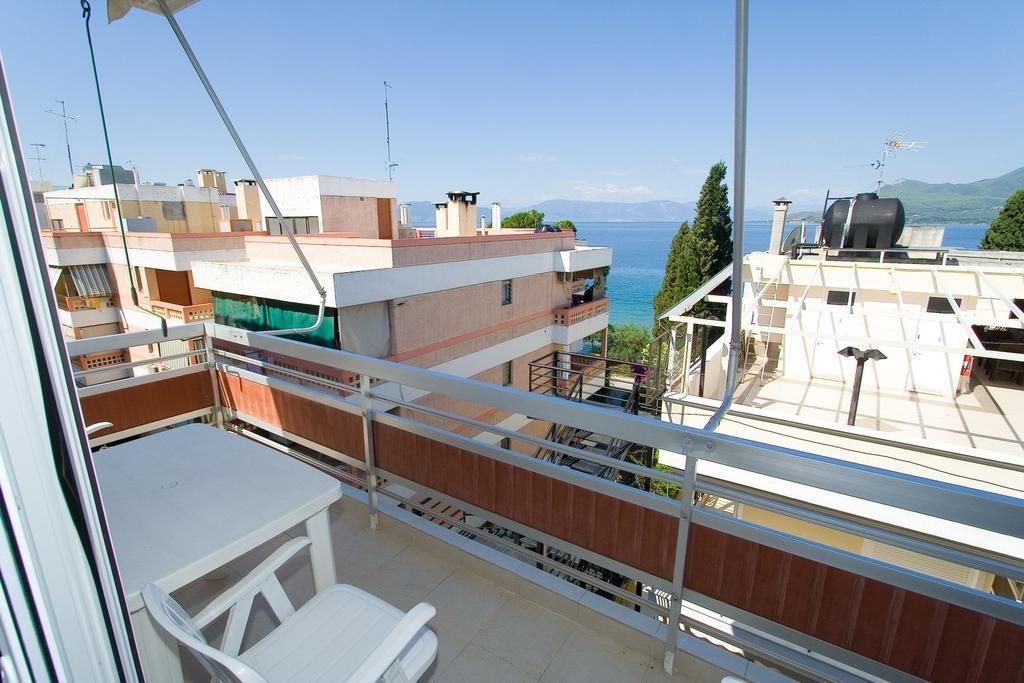 Valkaniotis Apartments Loutra Aidhipsou Exteriör bild